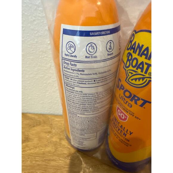 Banana Boat Sport Ultra Clear Sunscreen Spray SPF 50+ UVA/UVB Protect-Pack of 4 - Picture 4 of 4